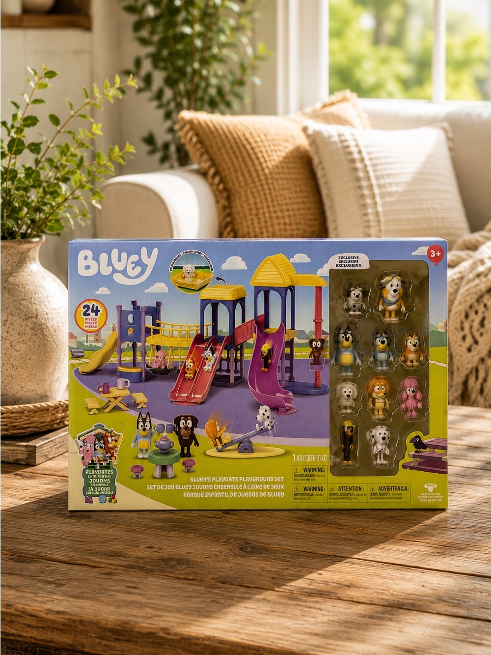 Bluey's Playdate Playground PlaySet - 24 Figurine Figures Lila, Calypso, Coco